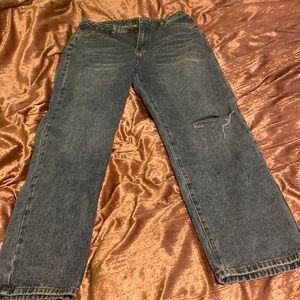 BRAND NEW! NEVER WORN HIGH WAIST SLANT PICKET RIPPED JEANS SIZE LARGE